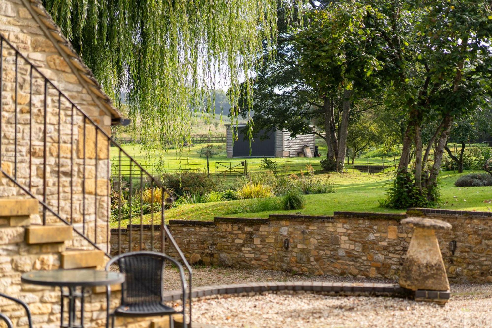 Вилла The Nest At Robins Roost Little Rissington Экстерьер фото